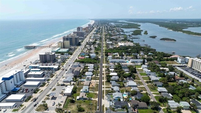 Building Photo - 3637 Cardinal Blvd