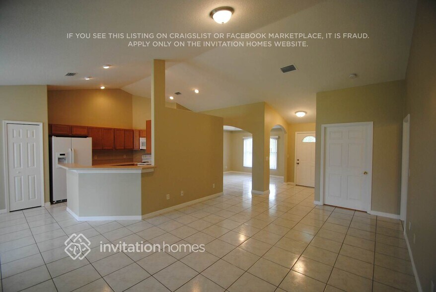 Building Photo - 3060 Eldron Blvd SE