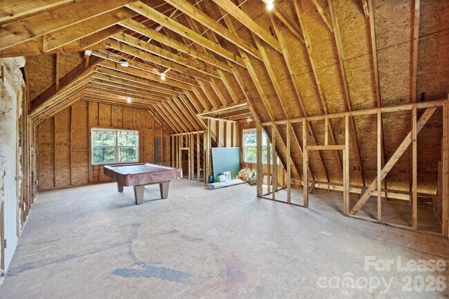 Building Photo - 5639 White Store Rd