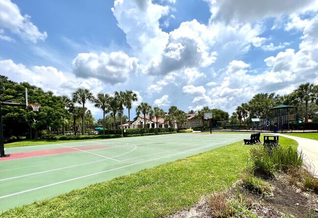 Building Photo - 12948 Broomfield Ln