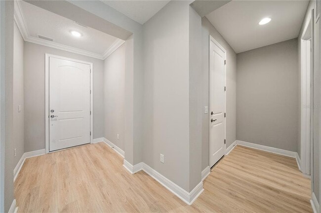 Building Photo - 4749 Antrim Dr