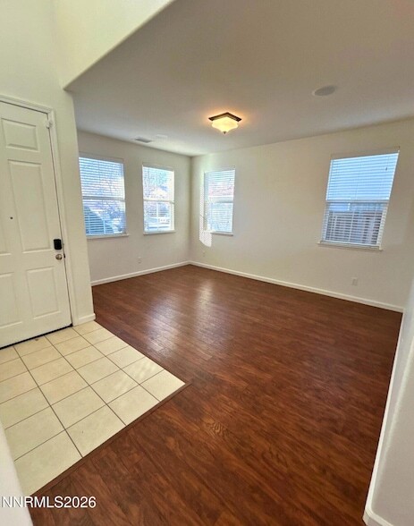 Building Photo - 515 Cortono Dr