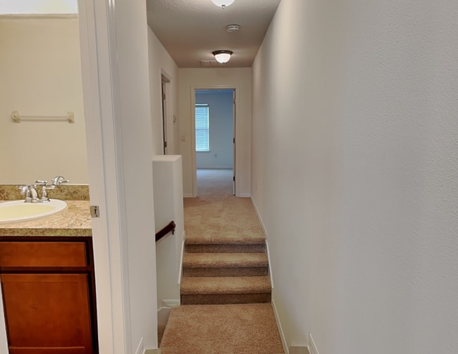 Building Photo - 2140 Rookery Ln