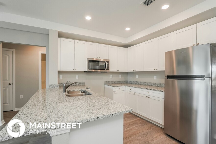 Building Photo - 4109 NE 9th Pl