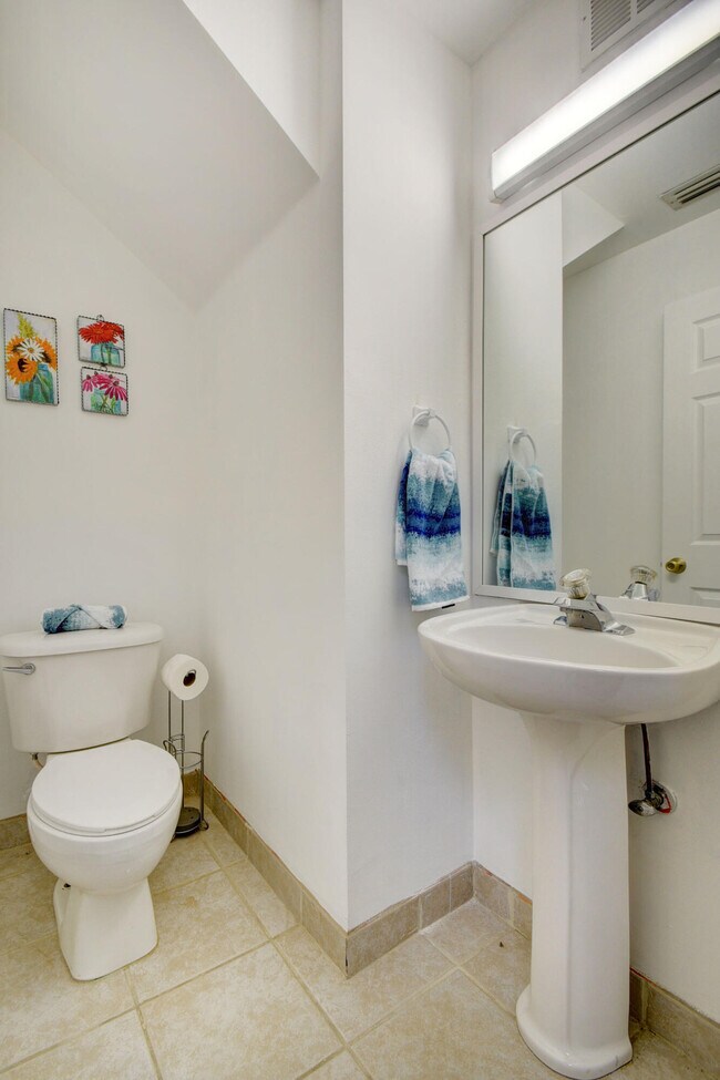 Building Photo - 12554 Westhampton Cir