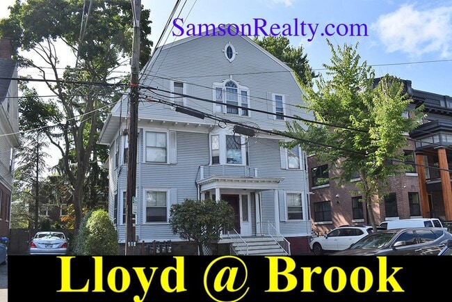 Building Photo - 173 Lloyd Ave