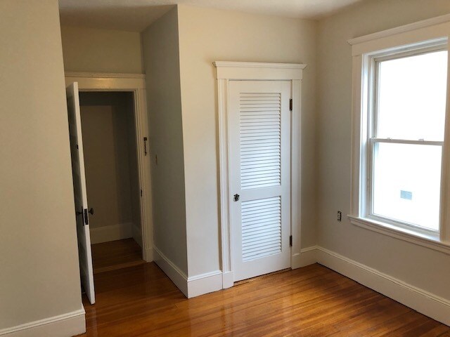 Building Photo - 90 Conwell Ave