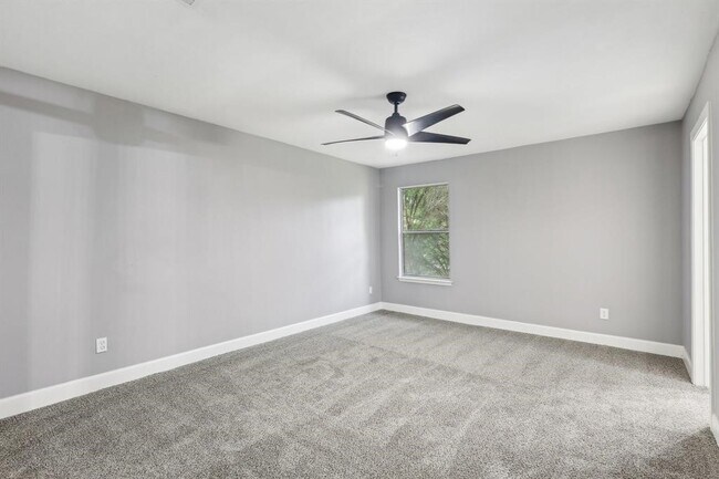 Building Photo - 4031 Rushcroft Dr