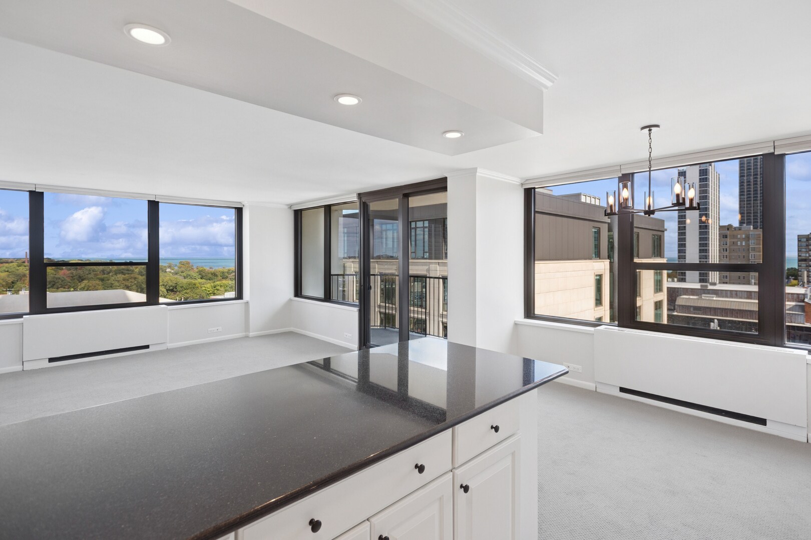 Building Photo - 1560 N Sandburg Ter