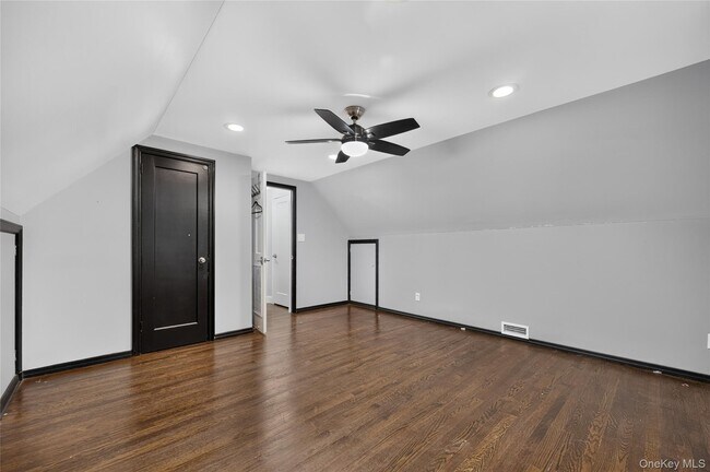 Building Photo - 175 Wardwell Rd
