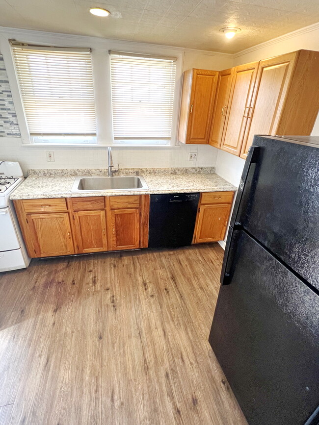 Kitchen - 2636 S 65th St