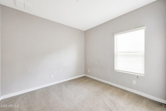 Building Photo - 8323 N 22nd Dr