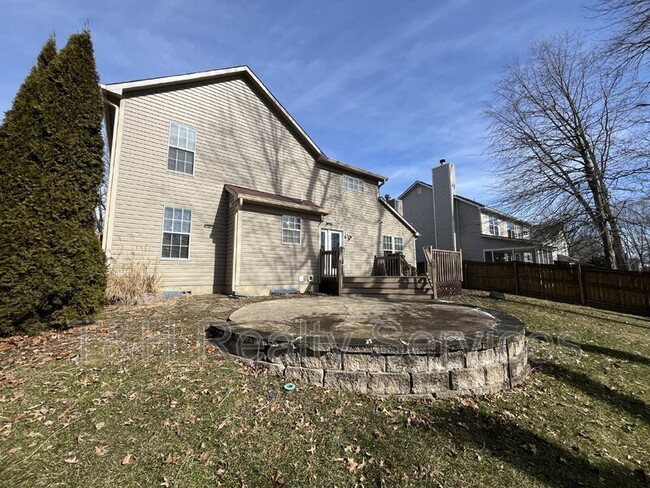 Building Photo - 6827 Antelope Dr