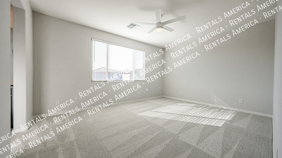 Building Photo - 17611 W Missouri Ave