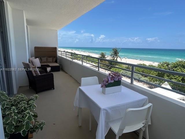 Building Photo - 5555 Collins Ave