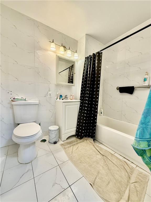 Building Photo - 826 55th St