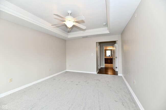 Building Photo - 8555 One W Dr