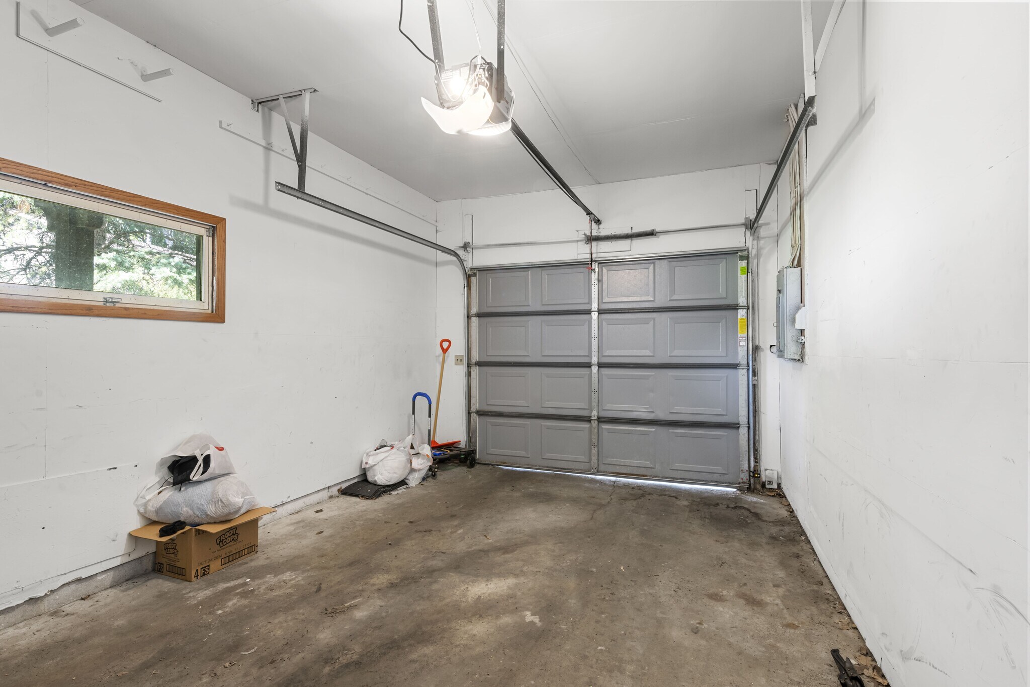 Building Photo - 12131 62nd Ave N