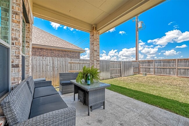 Building Photo - 23134 Mulberry Thicket TRL