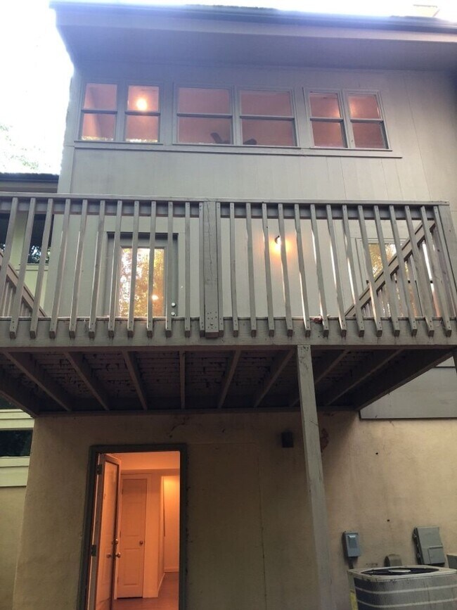 Building Photo - 155 Woodstone Drive - Pre-Leasing August 2024