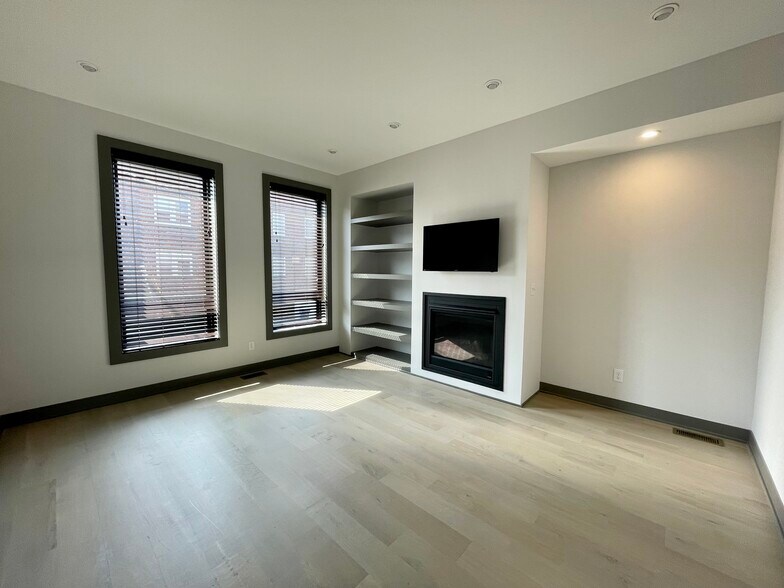 Building Photo - 1036 Missouri Ave