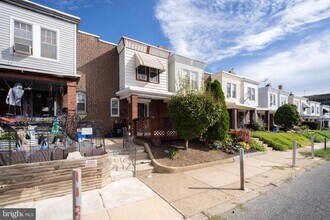 Building Photo - 111 Rosemar St