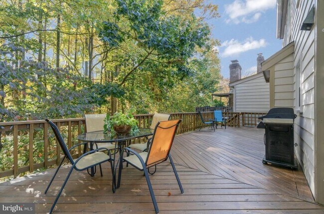 Building Photo - 9801 Burke Pond Ln