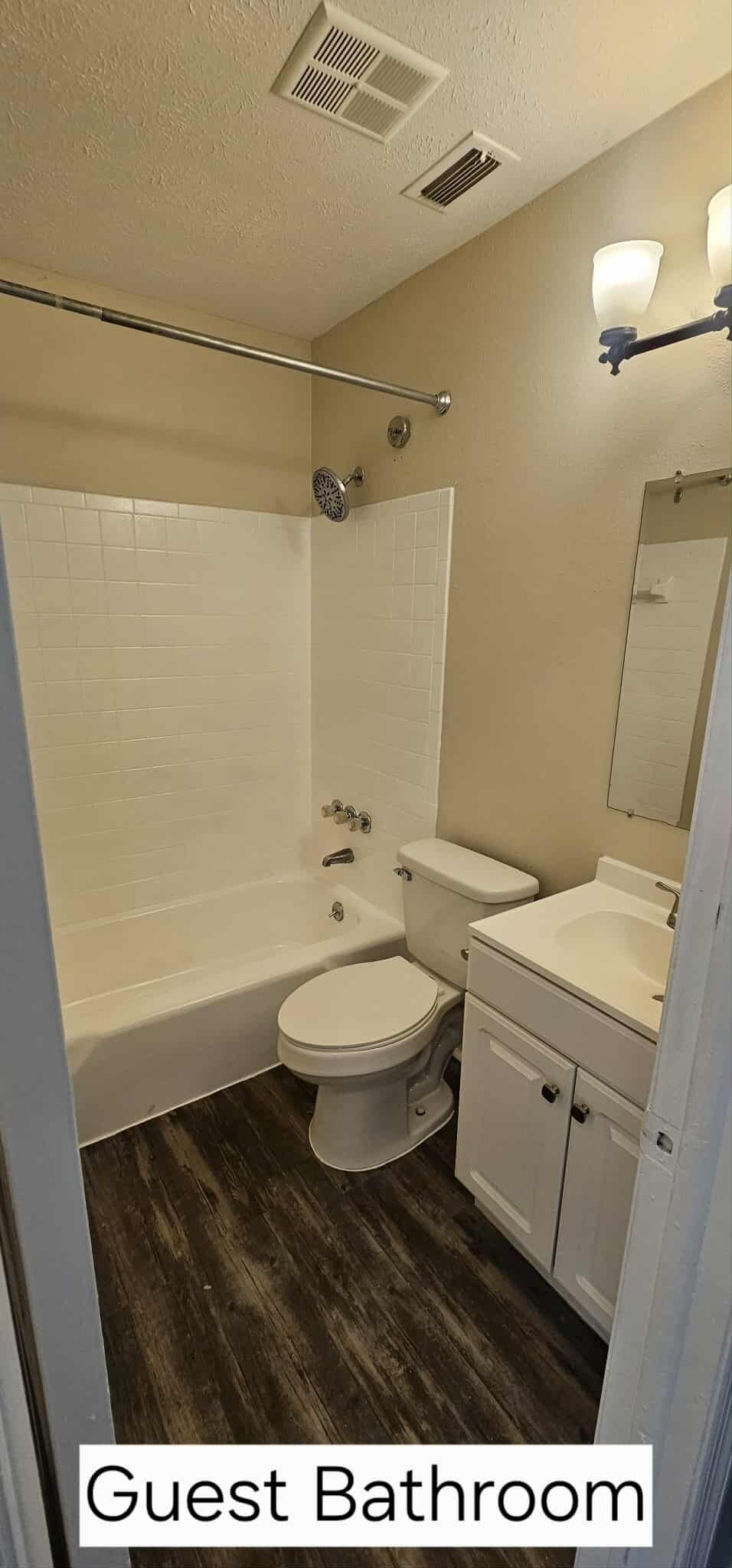 Building Photo - 604 Princeton St