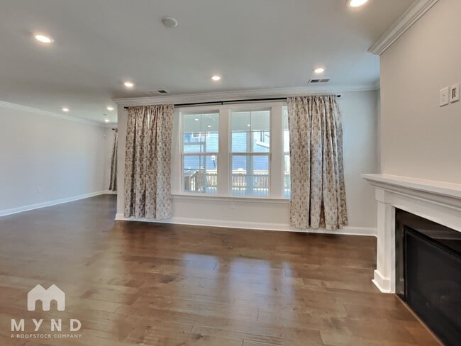 Building Photo - 8451 Seawell School Rd