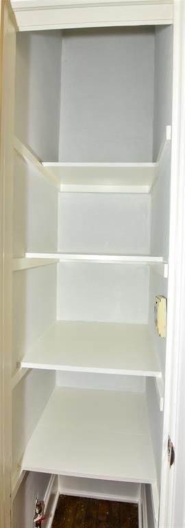 Building Photo - 410 Kenniston Dr