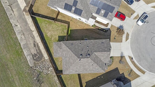 Building Photo - 15802 Celosia St