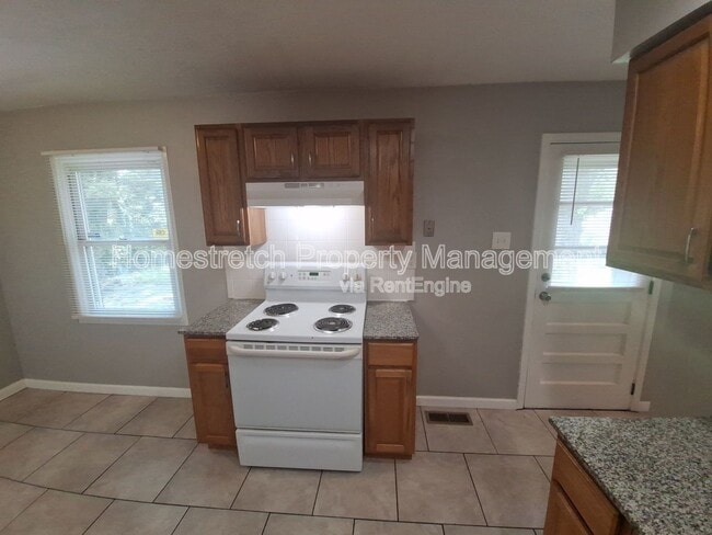 Building Photo - 1354 Cabrillo Dr
