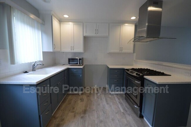 Building Photo - 5410 Driftwood St