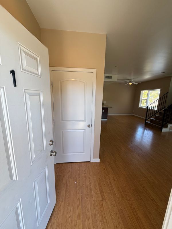 Building Photo - 1769 Los Feliz Dr