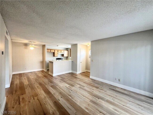 Building Photo - 2989 Juniper Hills Blvd