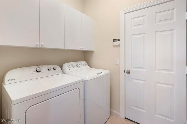 Building Photo - 15825 Delaplata Ln