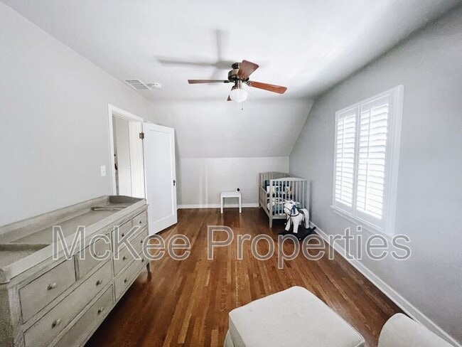 Building Photo - 277 B Ave