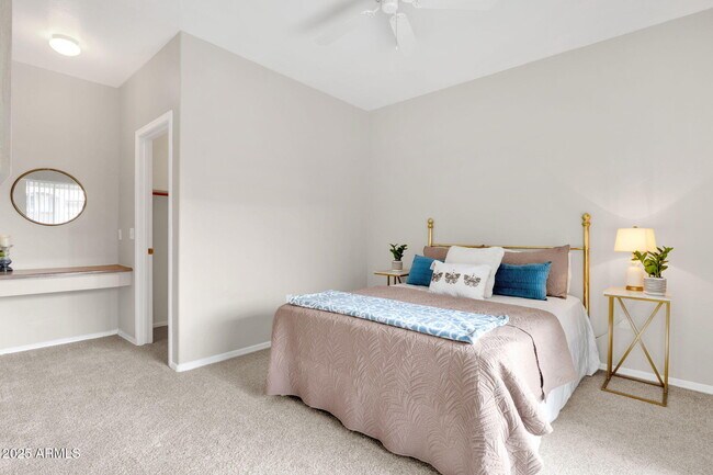 Building Photo - 13700 N Fountain Hills Blvd