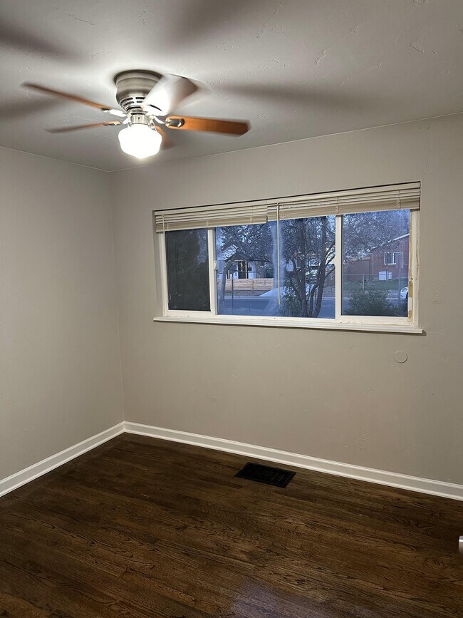 Building Photo - 2025 Emporia St