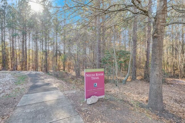 Building Photo - 8017 River Gold Ln