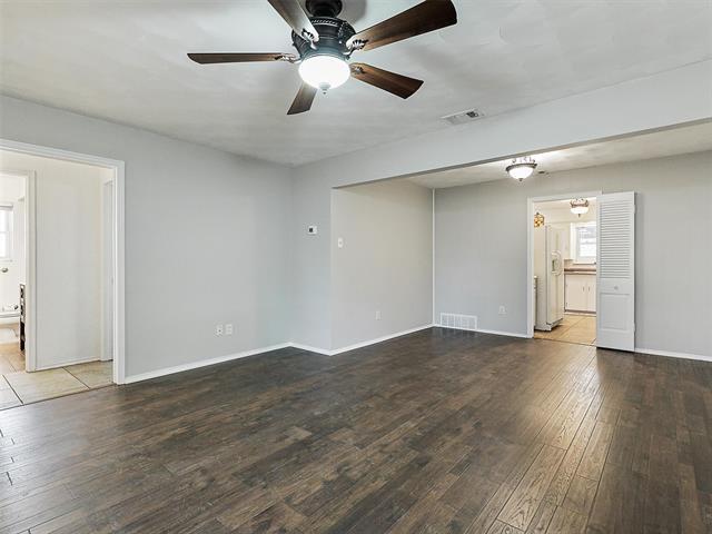 Building Photo - 7022 Kingsbury Dr