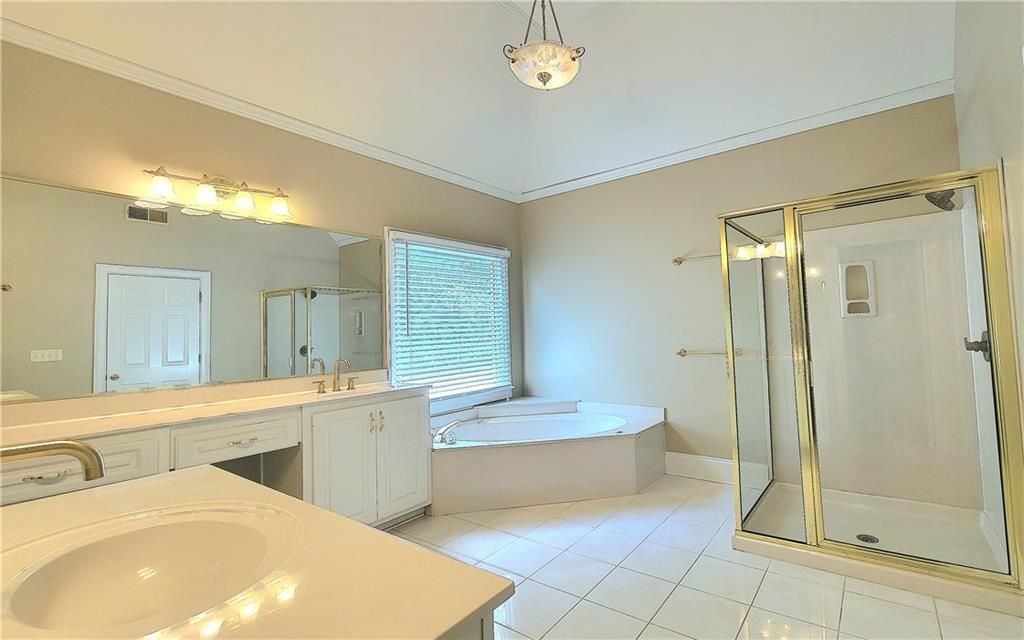 Building Photo - 2945 Millwater Crossing NE
