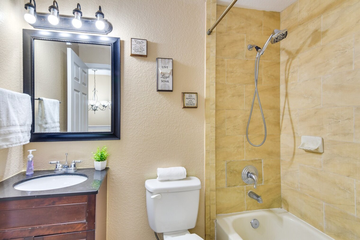 Building Photo - 2222 NW 135th Terrace