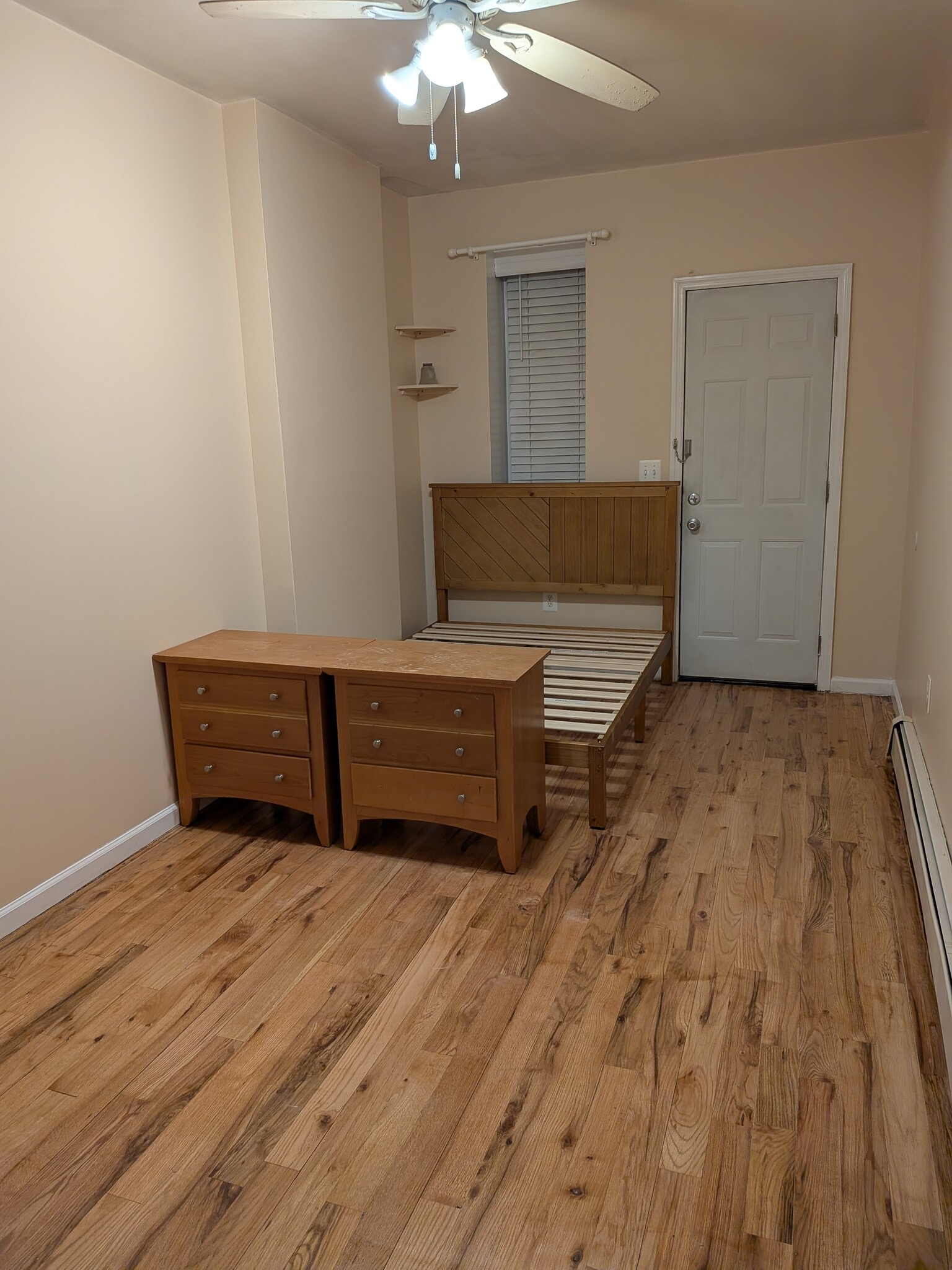 full size bed - 63 Nichols Ave