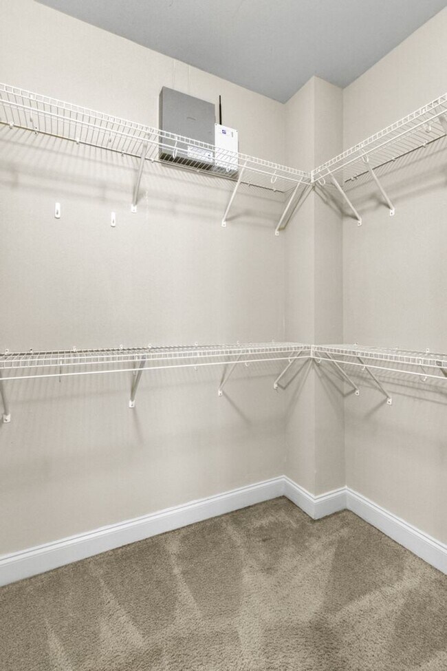 Building Photo - 948 Starr Ct