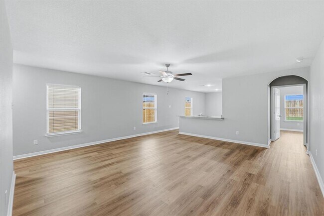 Building Photo - 1326 Amy Dr
