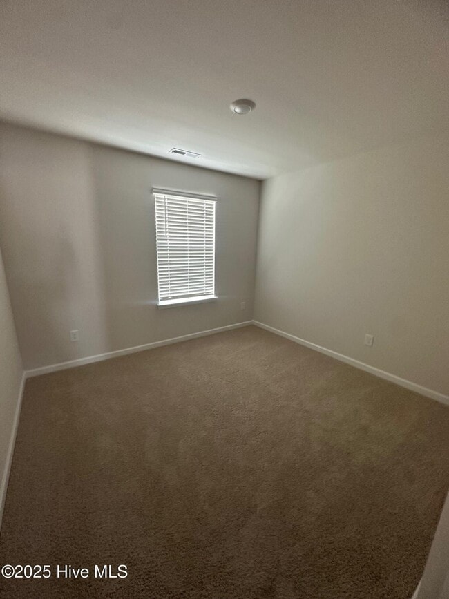Building Photo - 4117 Laurel Rdg Dr