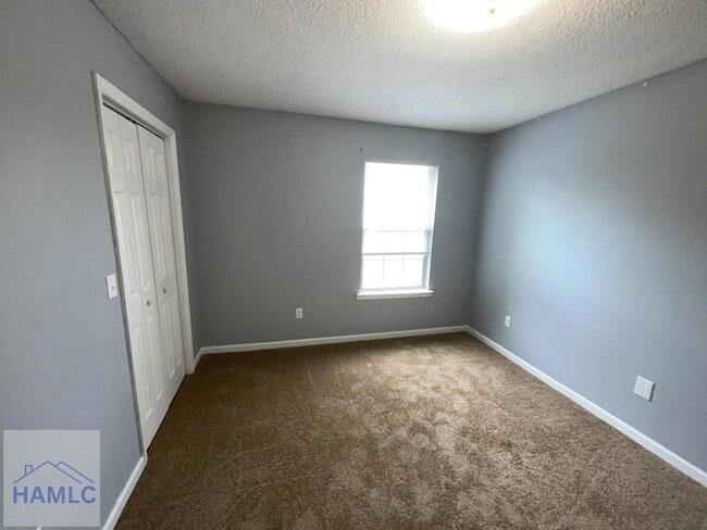 Building Photo - 215 Bridgemont Way