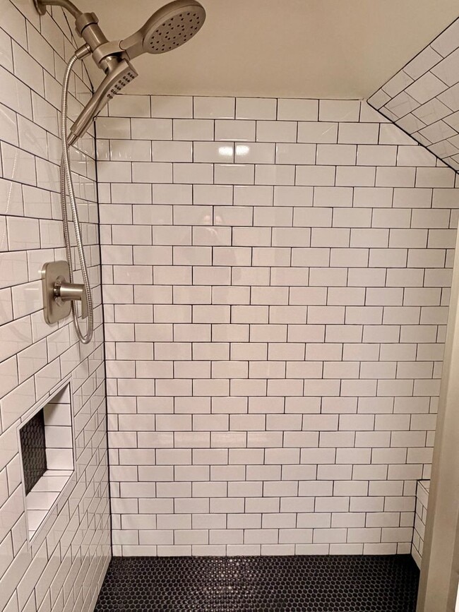 Building Photo - FORD DUPLEX