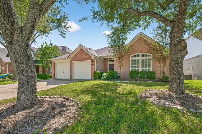 Building Photo - 22523 Cascade Springs Dr